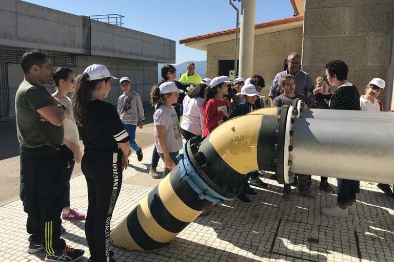 Escolares de Nigrán visitan a ETAP no Día Mundial da Auga