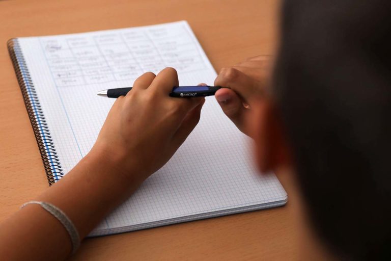 O programa ‘EncaixaT’ preséntase á comunidade educativa de Tomiño no Consello Escolar Municipal