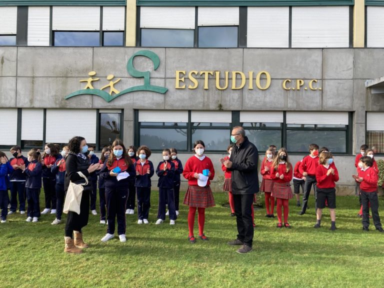 Dúas alumnas do Colexio Estudio de Chandebrito, finalistas do concurso dixital de Aqualia 2019 e 2020