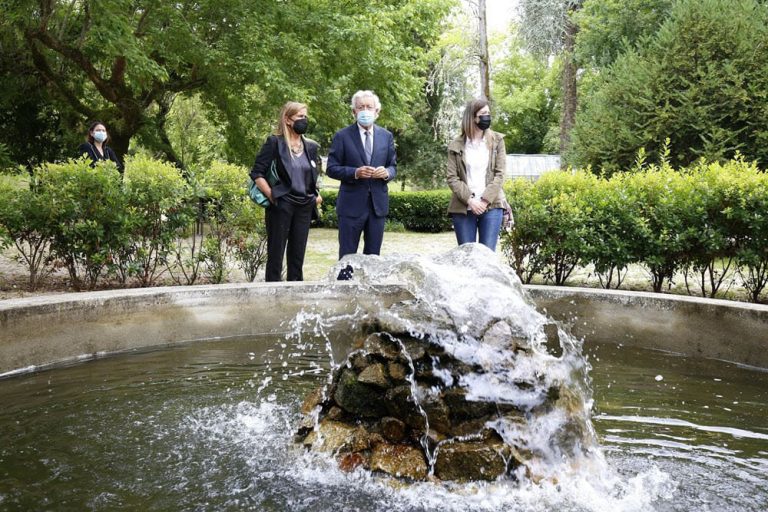 Mondariz Balneario recupera os seus históricos xardíns coa axuda da Deputación