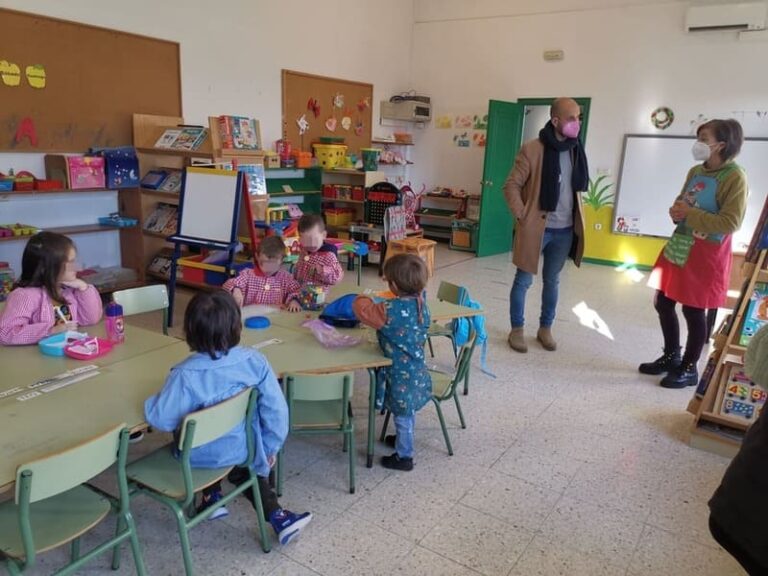 O Concello do Porriño acondicionará a aula de xogo da Escola Unitaria de Mosende