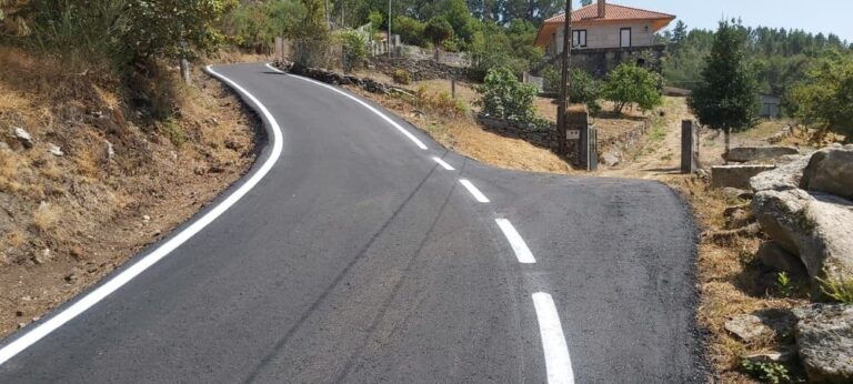 Covelo mellorará camiños municipais en Barcia de Mera, Godóns, Piñeiro de Areas e Santa Marina